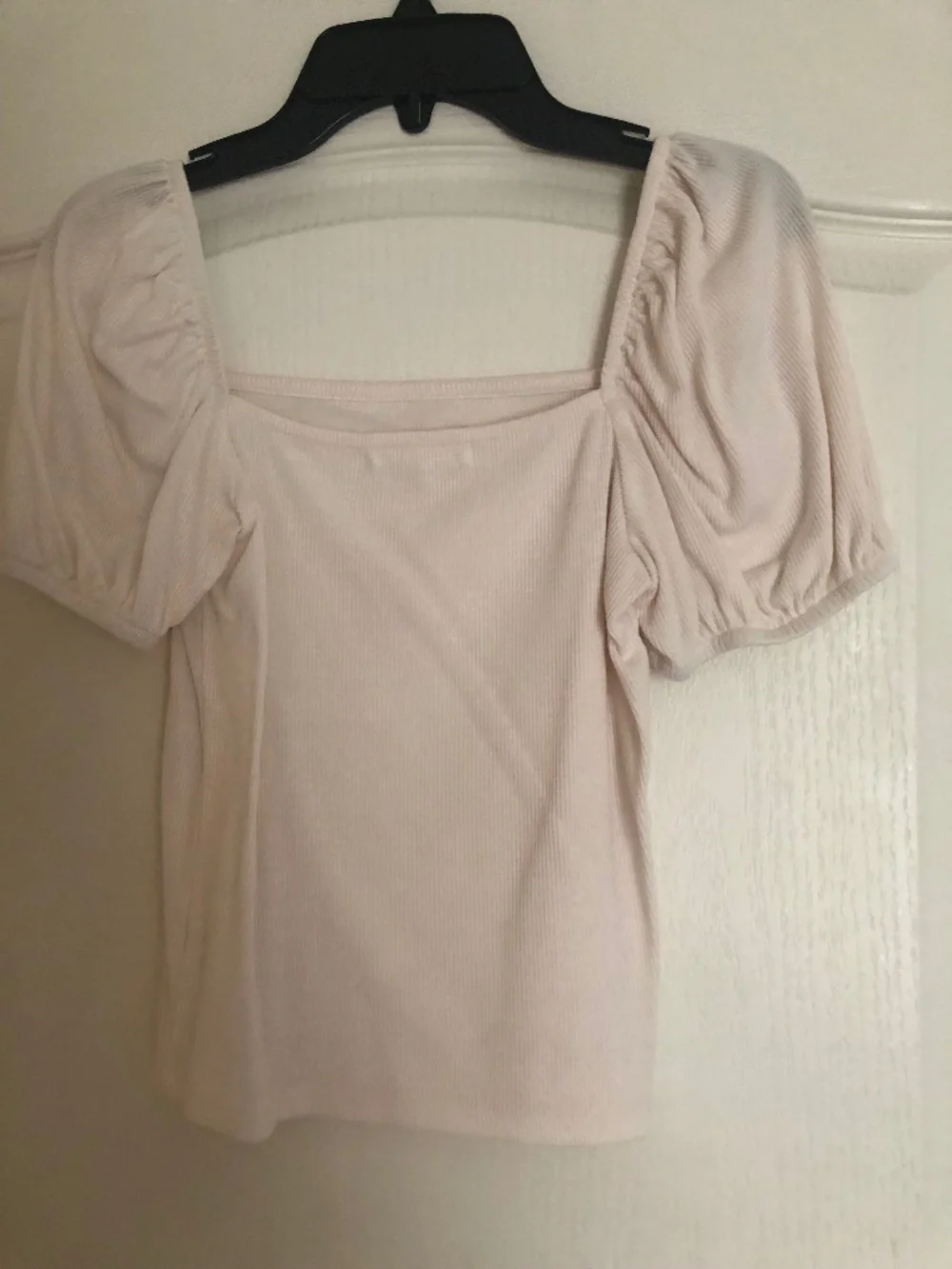 Pretty Ribbed Beige Top - Picture 1 of 3